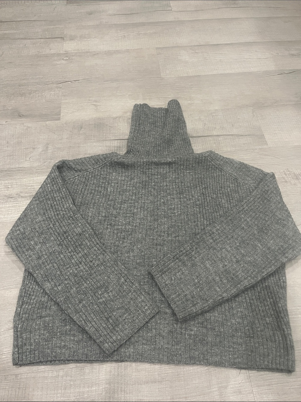 ✨high neck sweater ✨